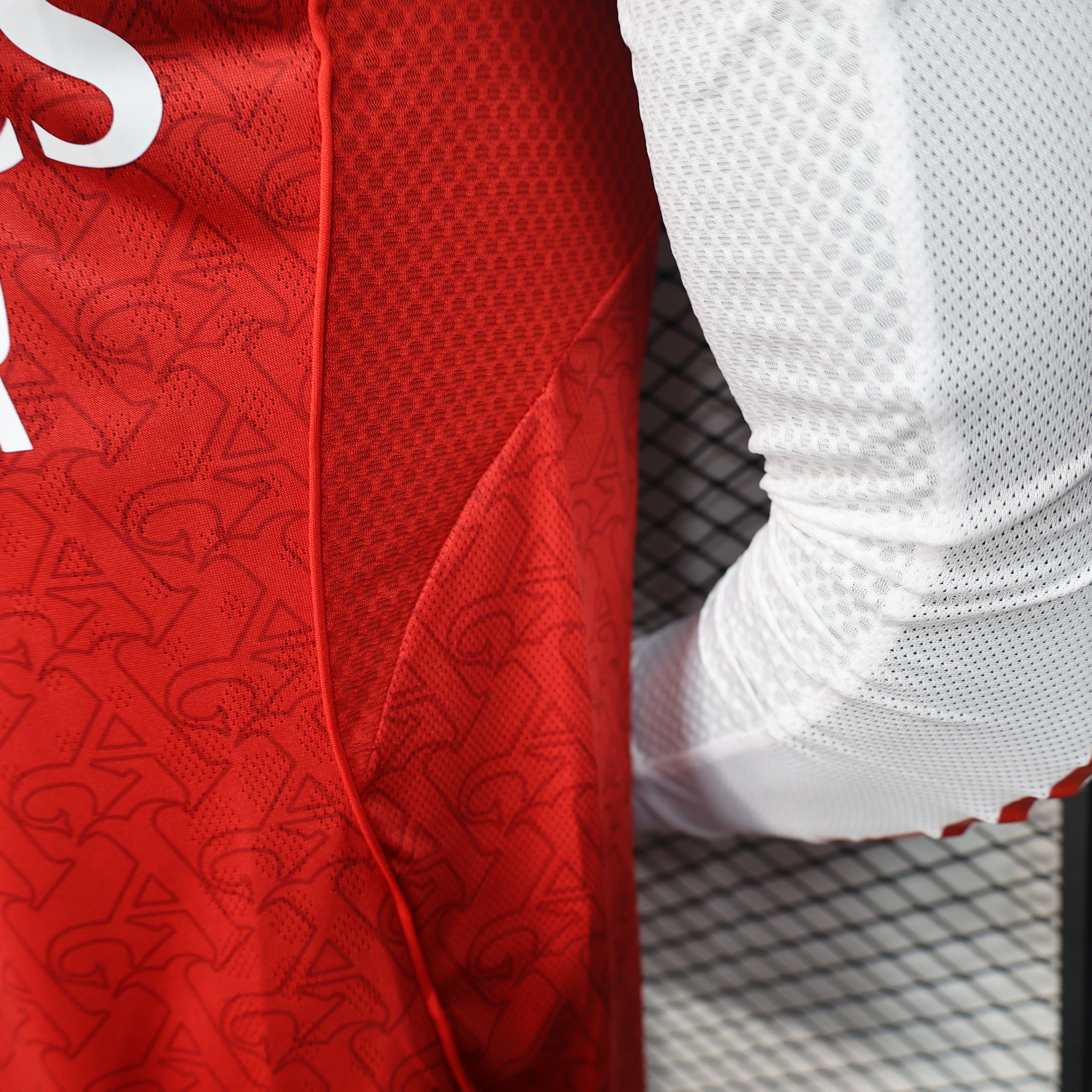 Arsenal 2025/26 Official Home Kit