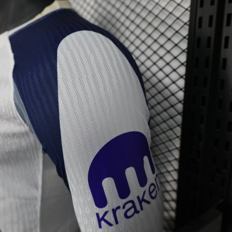 Tottenham Hotspurs 2025/26 Official Home Kit