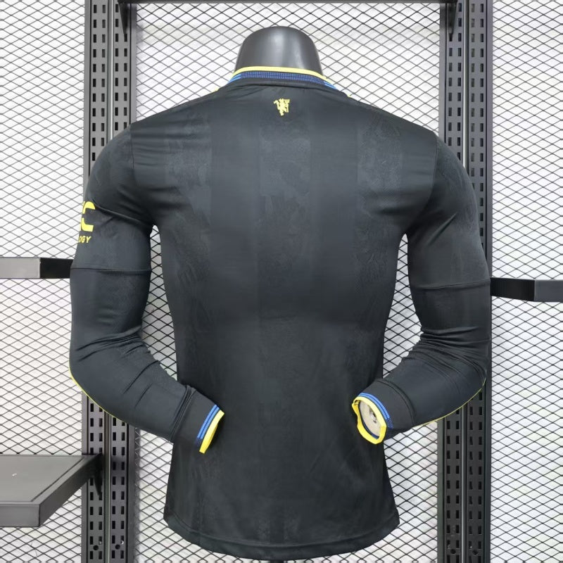 Manchester United 2025/26 Official Third Kit