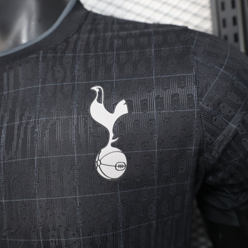 Tottenham Hotspurs 2025/26 Official Away Kit