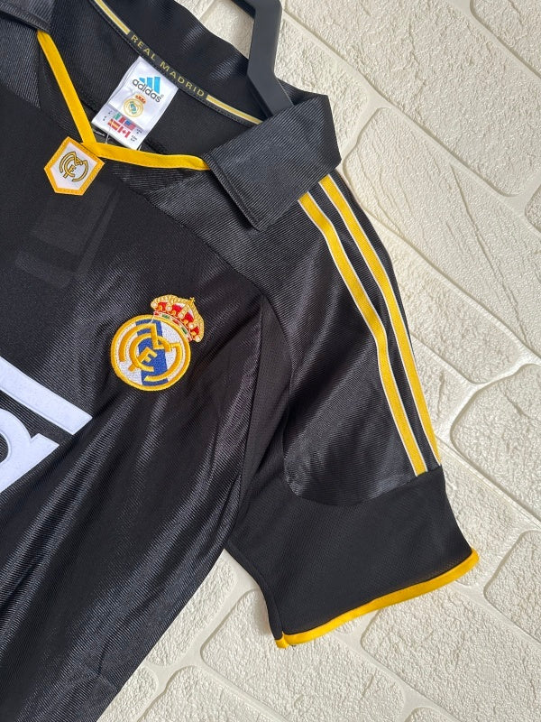 Real Madrid 1999/00 Retro Away Kit