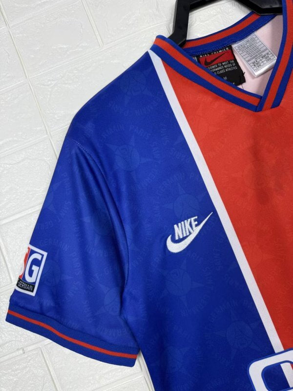 Paris Saint-Germain 1995/96 Retro Home Kit