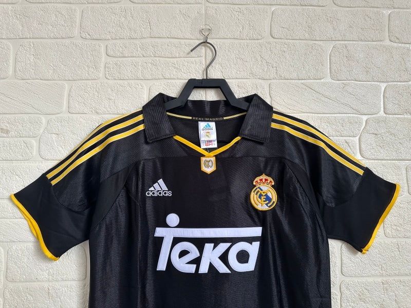 Real Madrid 1999/00 Retro Away Kit