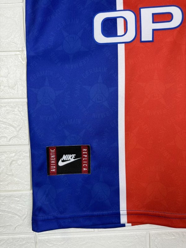 Paris Saint-Germain 1995/96 Retro Home Kit