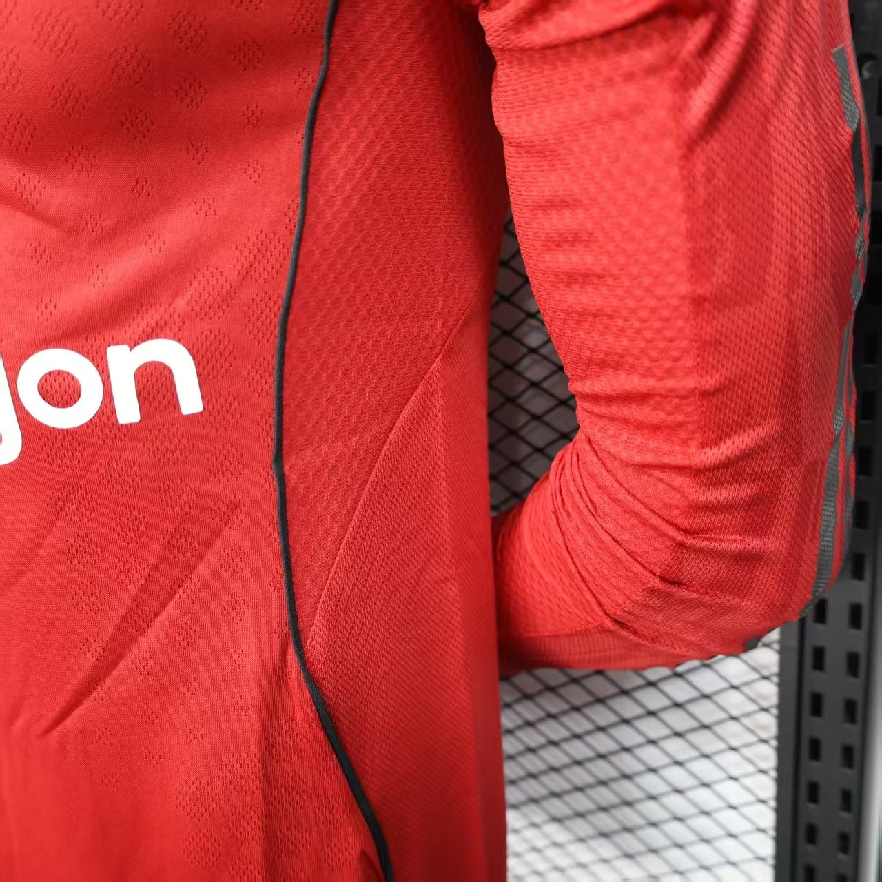 Manchester United 2025/26 Official Home Kit