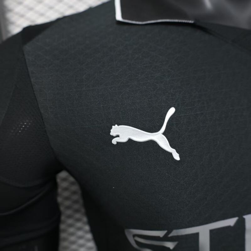 Manchester City 2025/26 Official Away Kit