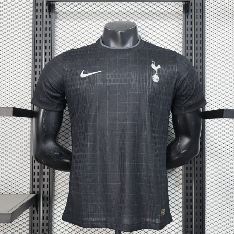 Tottenham Hotspurs 2025/26 Away Kit