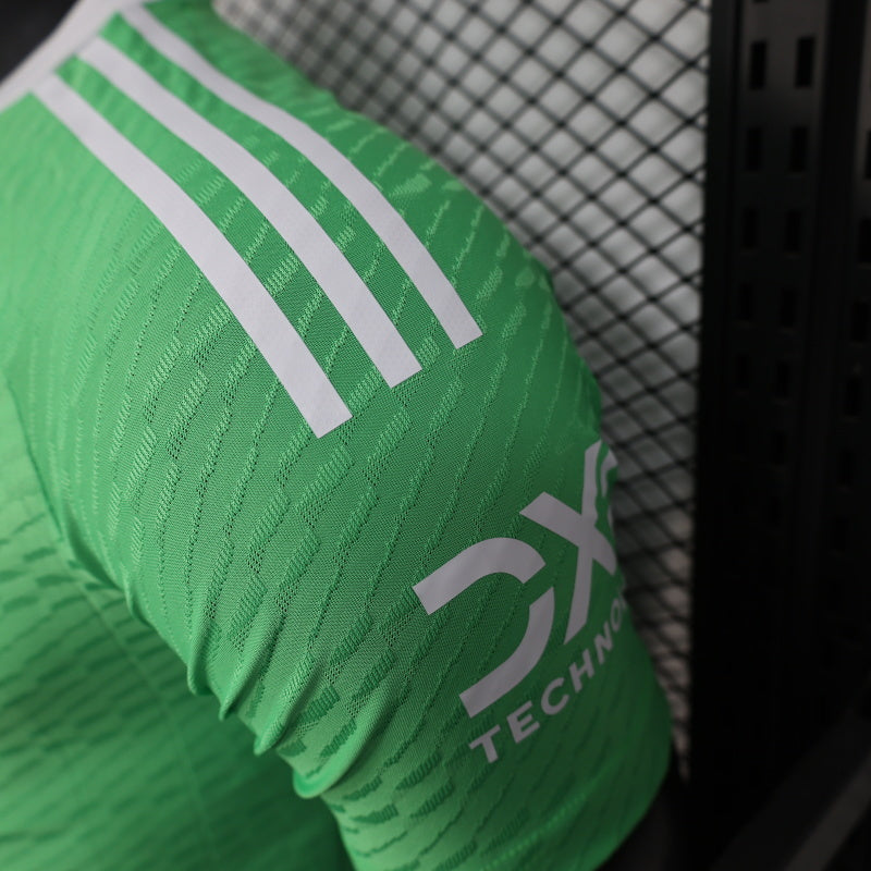 Manchester United 2025/26 Official Goalkeeper Third Kit