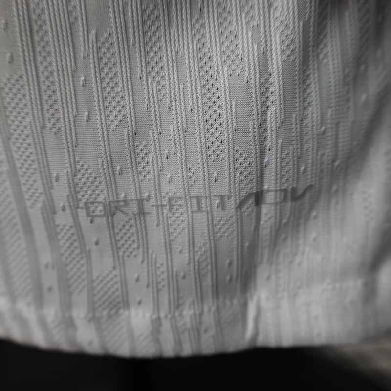 Tottenham Hotspurs 2025/26 Official Home Kit