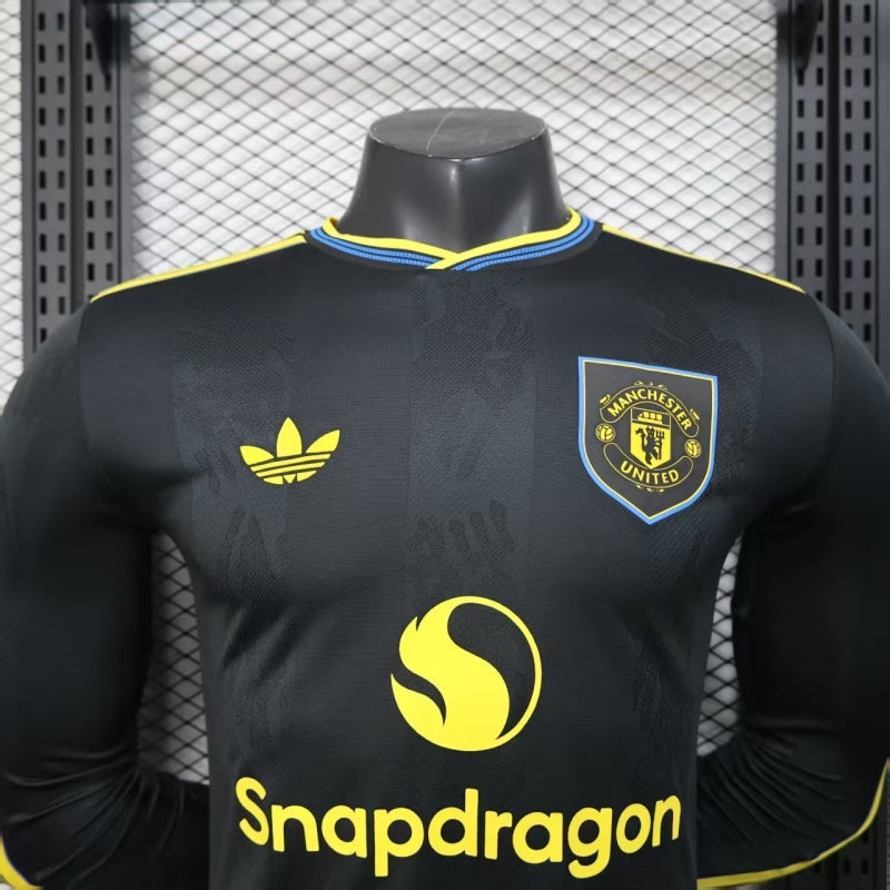 Manchester United 2025/26 Official Third Kit