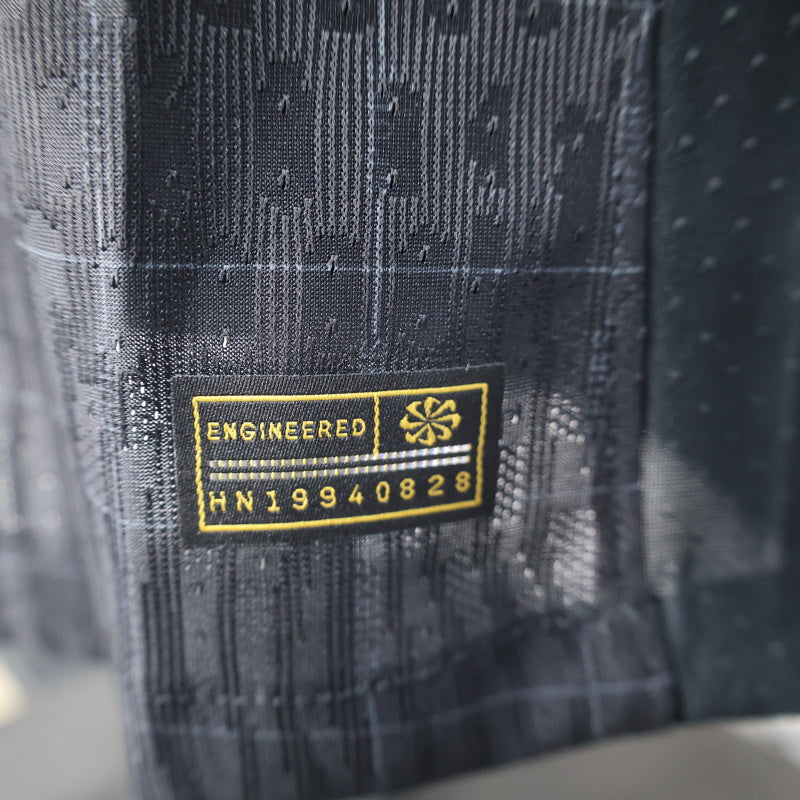 Tottenham Hotspurs 2025/26 Official Away Kit