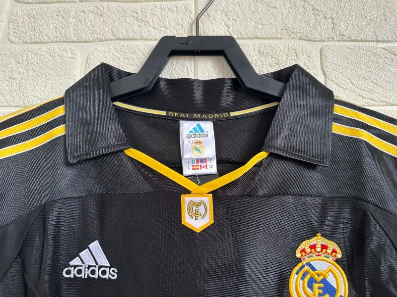 Real Madrid 1999/00 Retro Away Kit
